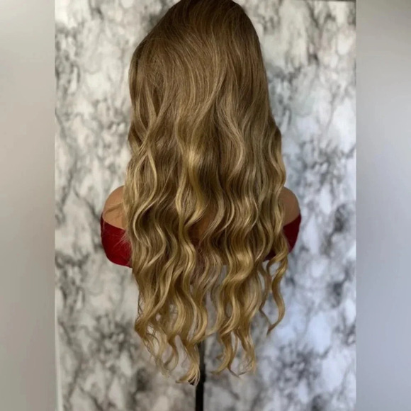 4 x 2 Lace Closure Balayage Blonde Wig 26 Inch long Natural look | for d… - Picture 5 of 8